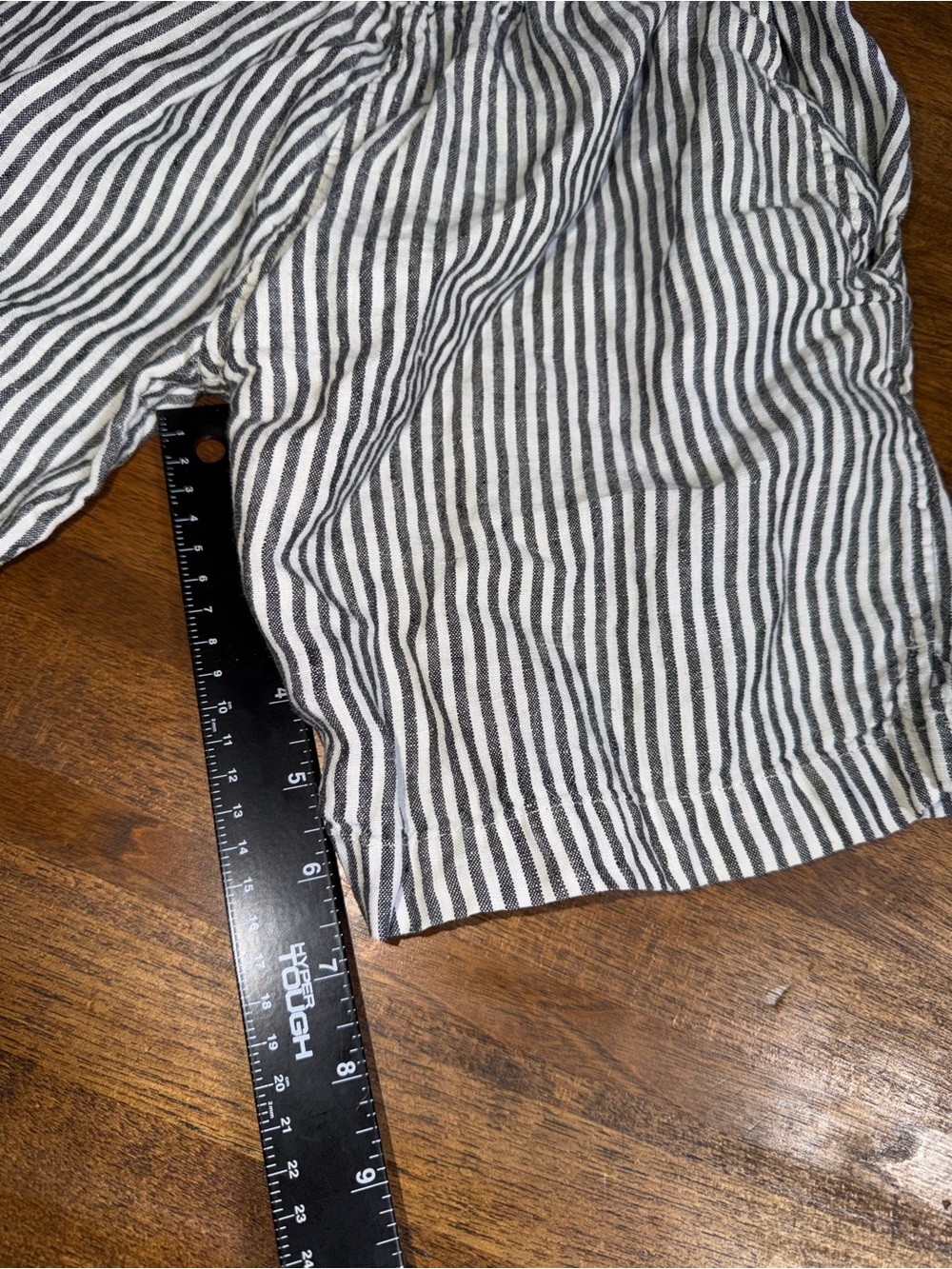 Alex Crane 100% Linen Striped Shorts - Picture 6 of 6